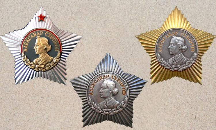 Новгородцы – кавалеры ордена Суворова