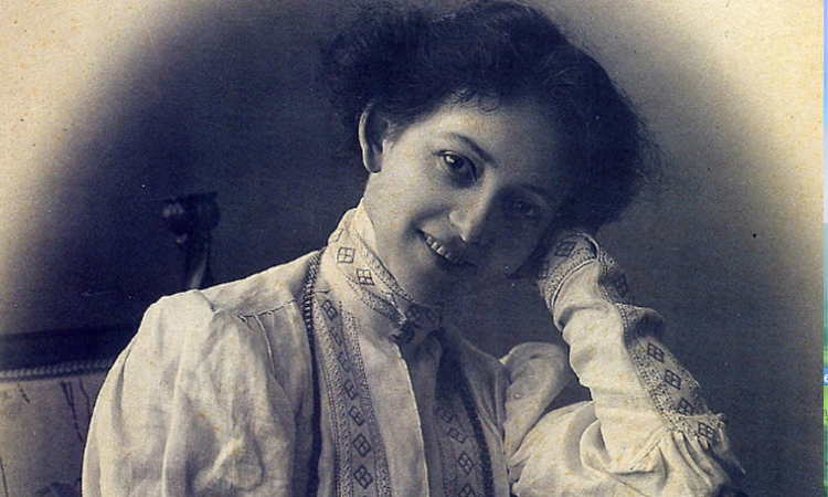 Личное дело выдающейся русской актрисы Веры Комиссаржевской – на портале Президентской библиотеки